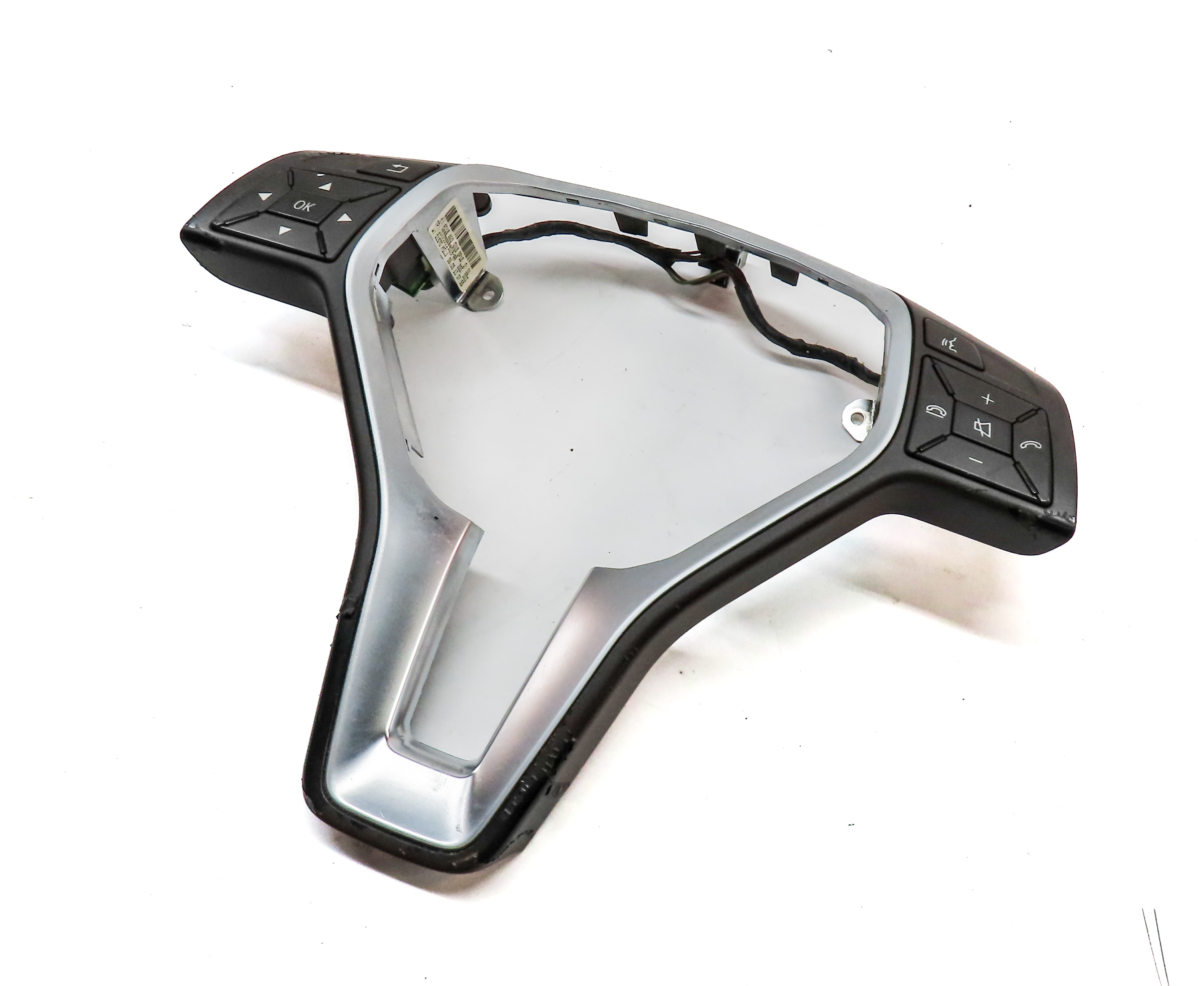 2013 MERCEDES C300 (W204) FRONT DRIVER STEERING WHEEL CONTROL SWITCHES w/TRIM — exact item pictured